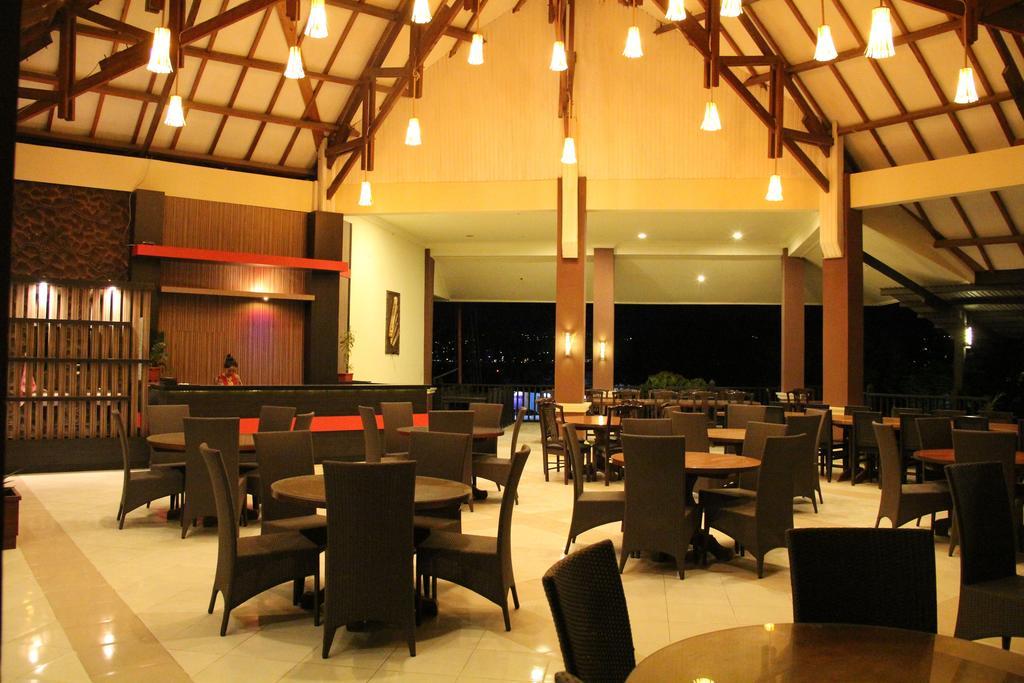 Kampoeng Nelayan Hotel Palu Dış mekan fotoğraf